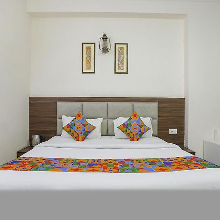 Fabhotel Corporate Stay Noida Luaran gambar