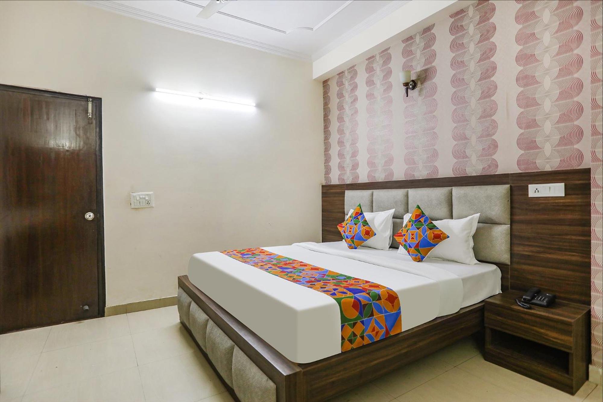 Fabhotel Corporate Stay Noida Luaran gambar