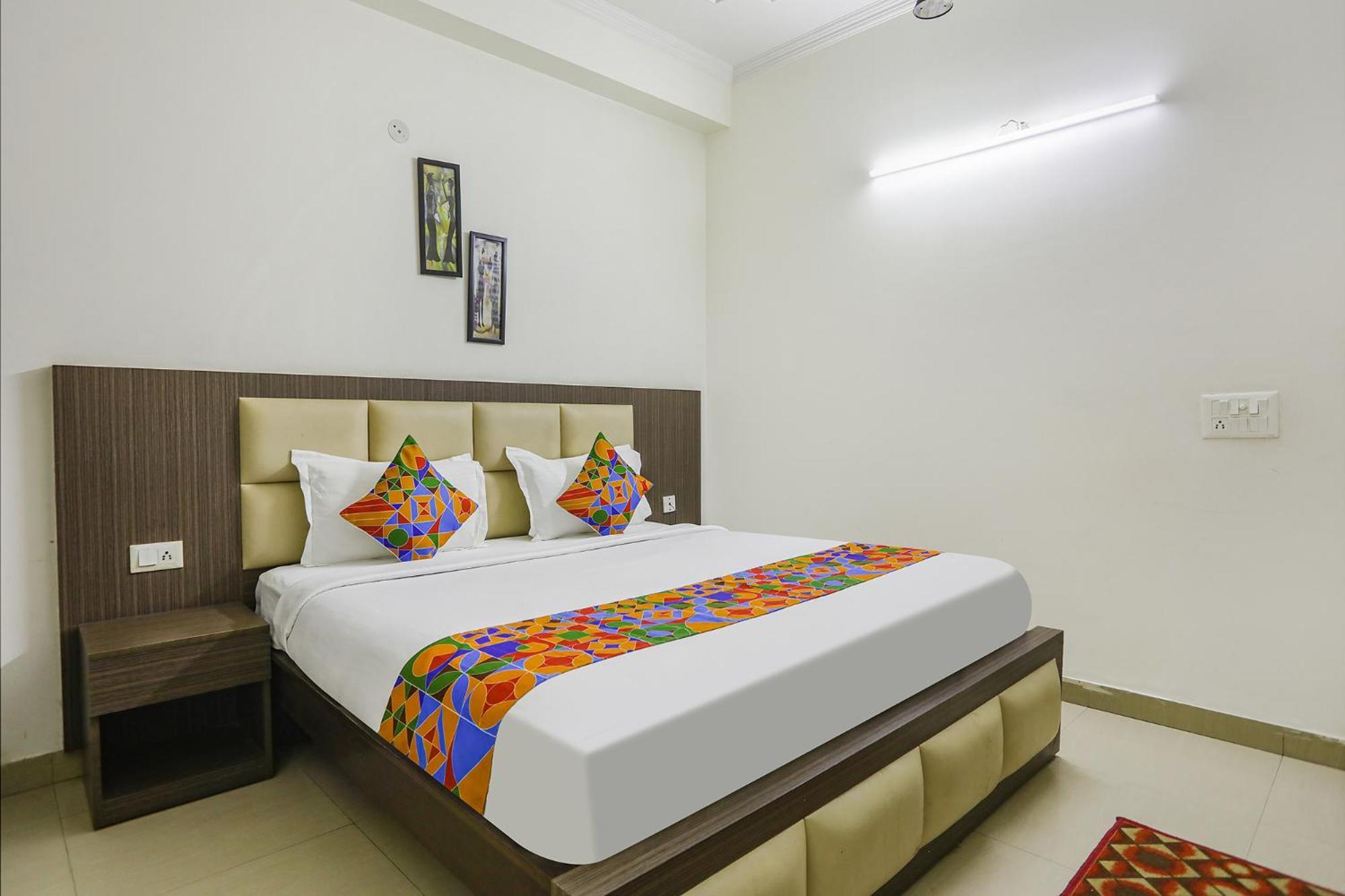 Fabhotel Corporate Stay Noida Luaran gambar